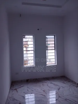 1bdrm Apartment in Osapa london for rent