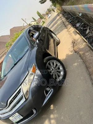 Toyota Venza LE 2010 Gray