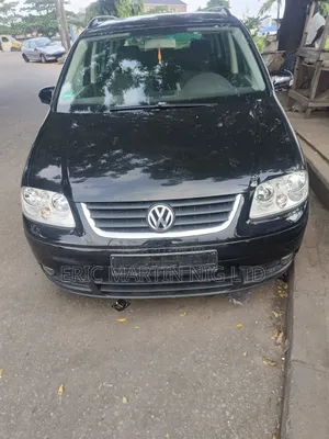 Volkswagen Touran 2009 Black