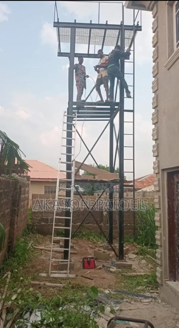 Tank Stand