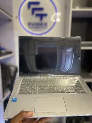 Laptop Asus VivoBook X540SA 16GB Intel Core i3 SSD 256GB