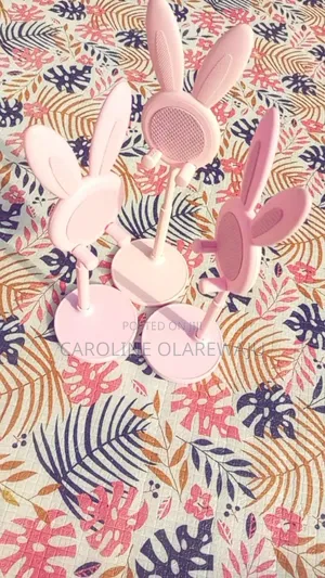 Rabbit Phone Stand
