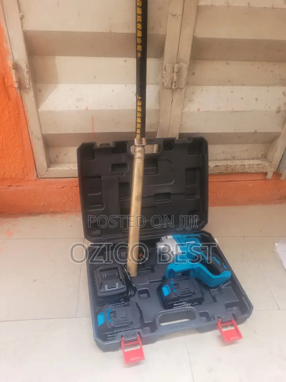 Cordless Concrete Vibrator Kit