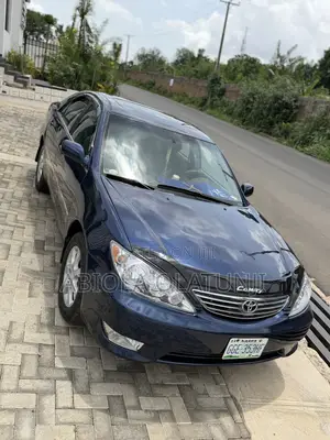 Toyota Camry XLE 4dr Sedan (2.4L 4cyl 5A) 2006 Blue