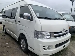 Toyota HiAce 2012 White