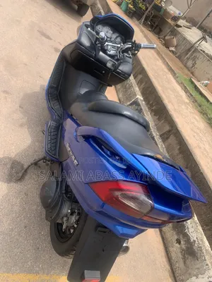 Suzuki Burgman 2014 Blue