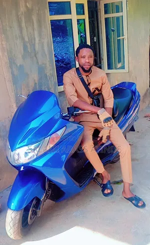 Suzuki Burgman 2014 Blue