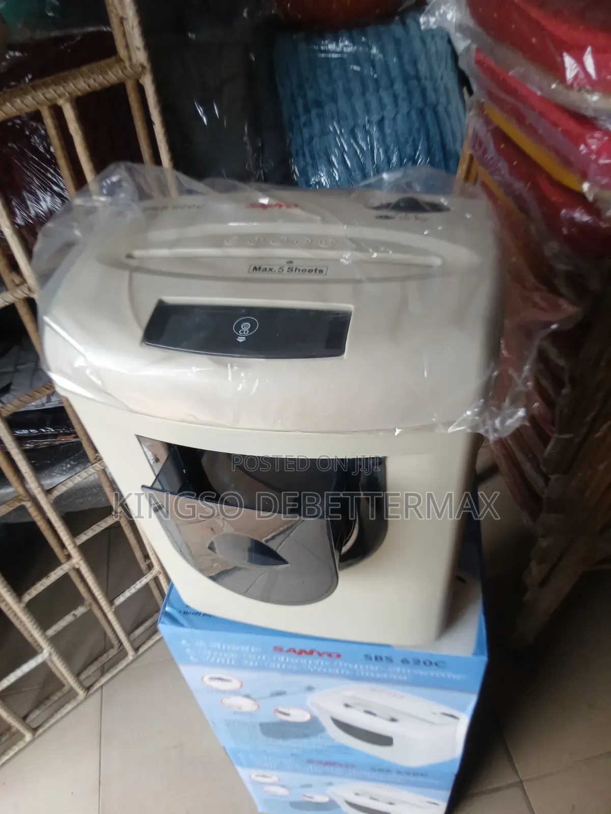 Sanyo Paper Shredder 620c