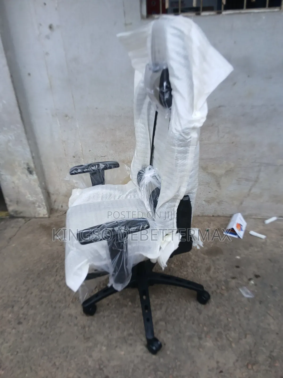 Ergonomic Gaming Chair 