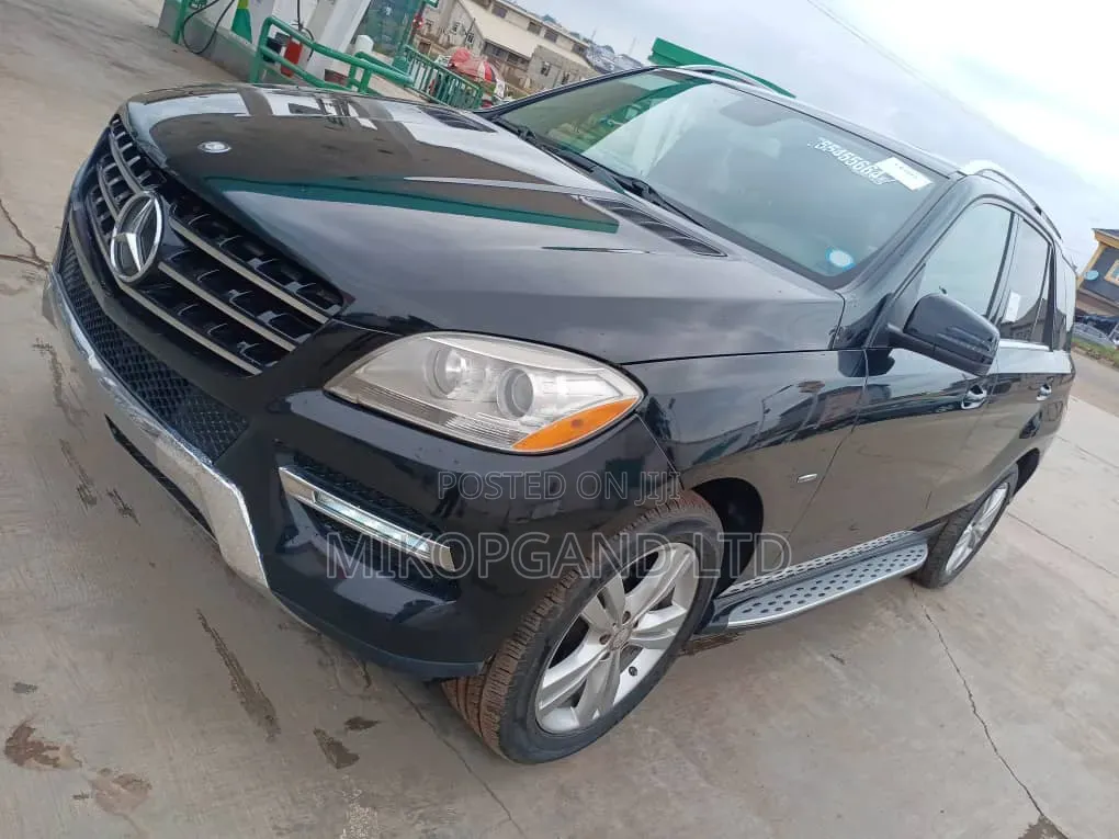 Mercedes-Benz M Class 2012 Black