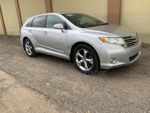 Toyota Venza 2010 Silver