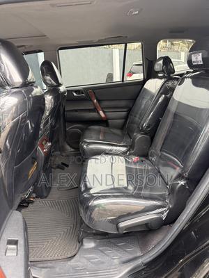 Toyota Highlander Limited 2011 Black