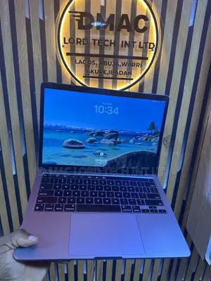 Laptop Apple MacBook Pro 2020 M1 16GB Apple M1 Pro SSD 512GB