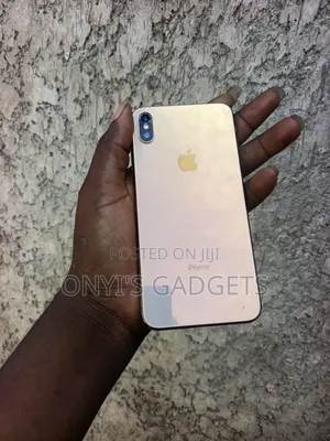 Apple iPhone XS Max 64 GB Gold