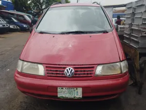 Volkswagen Sharan 1998 Red