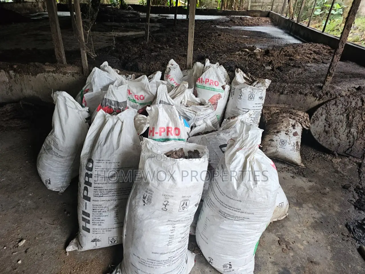 Poultry Manure