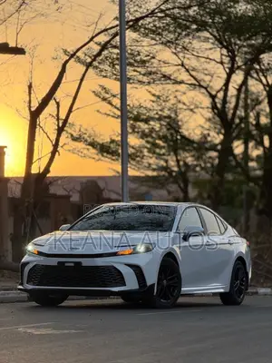 Toyota Camry 2025 White