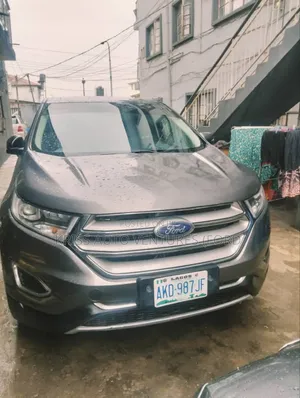 Ford Edge Titanium 4dr AWD 2017 Gray