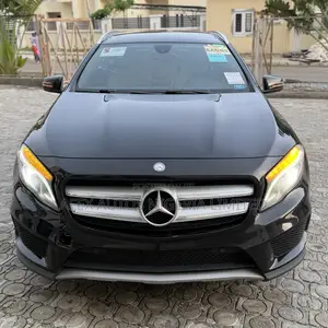 Mercedes-Benz GLA 250 2015 Black