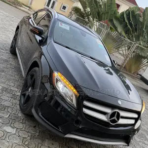Mercedes-Benz GLA 250 2015 Black