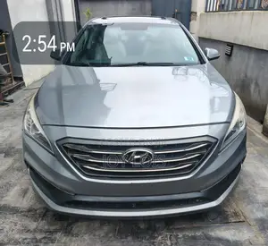 Hyundai Sonata Sport Sedan FWD (2.4L 4cyl 6A) 2016 Silver