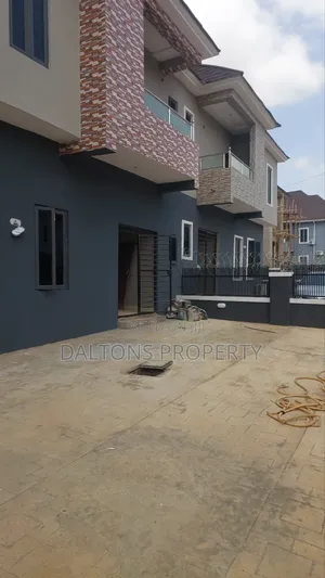 4bdrm Duplex in Gold City Estate, Sabon Lugbe for rent