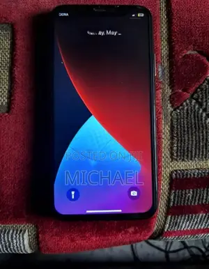 Apple iPhone X 64 GB Gray