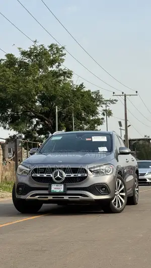 Mercedes-Benz GLA 250 2021 Gray