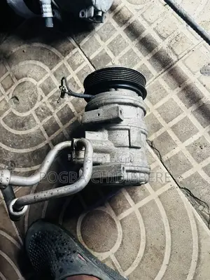 Ac Compressor for Toyota Sienna 2005-08 Model