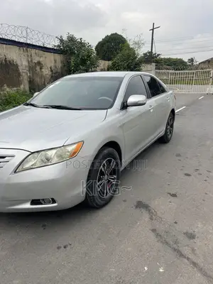 Toyota Camry 2009 Silver