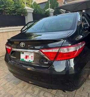 Toyota Camry SE 4dr Sedan (2.5L 4cyl 6A) 2015 Black