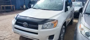 Toyota RAV4 2012 White