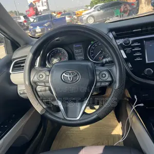 Toyota Camry L (2.5L 4cyl 8A) 2019 Gray