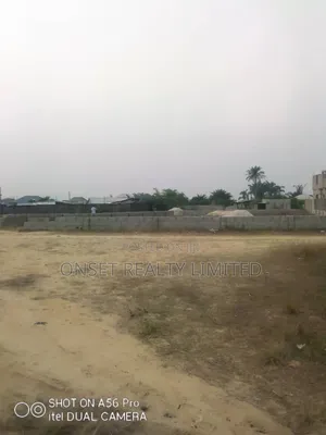 Land in Awoyaya