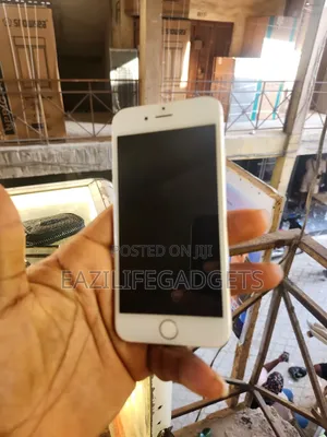 New Apple iPhone 6 64 GB Silver
