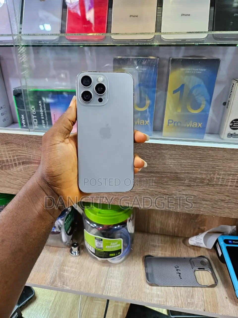 Apple iPhone 16 Pro Max 256 GB Silver