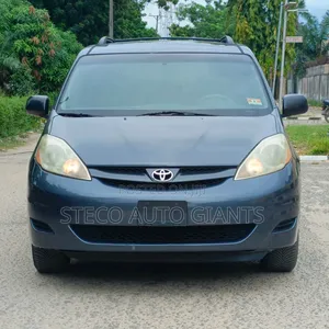 Toyota Sienna 2006 Gray