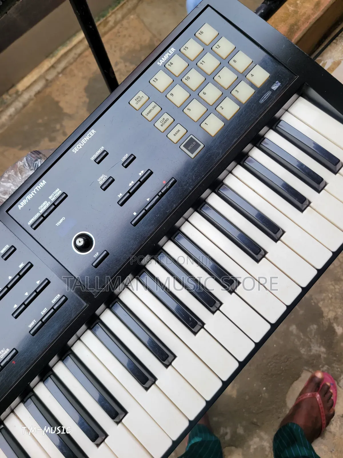 Roland Fantom F06