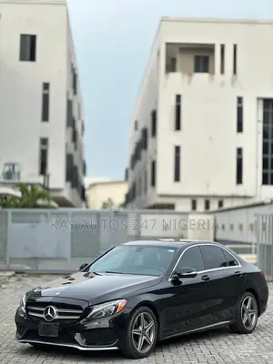 Mercedes-Benz C300 2015 Black