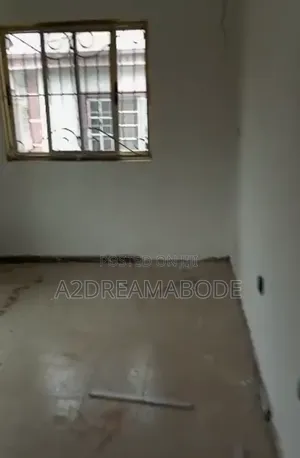 3bdrm Apartment in Magodo, GRA Phase 2 Shangisha for rent