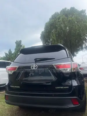 Toyota Highlander Limited 3.5l 4WD 2013 Black