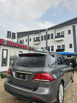 Mercedes-Benz GLE-Class GLE 400 4MATIC 2017 Gray