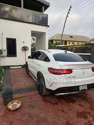 Mercedes-Benz GLE-Class 2016 White