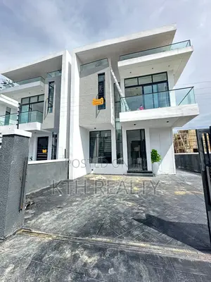 4bdrm Duplex in Ikota for sale