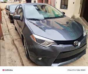 Toyota Corolla LE Premium 4dr Sedan (1.8L 4cyl CVT) 2016 Blue