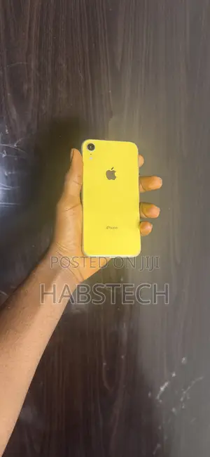 Apple iPhone XR 128 GB Yellow