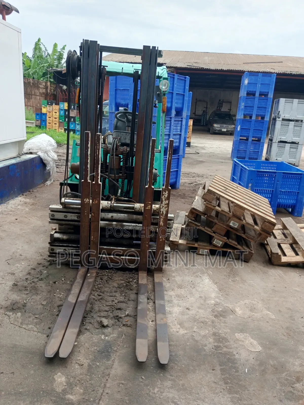 Forklift Vehicle