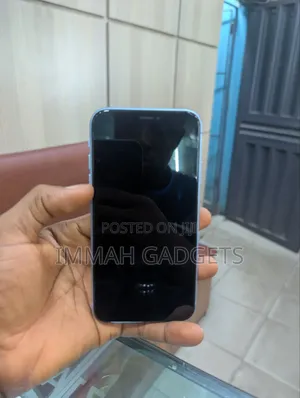 Apple iPhone XR 128 GB