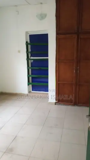3bdrm Block of Flats in Magboro, Obafemi-Owode for rent
