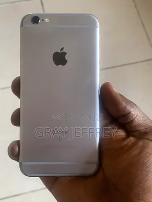 Apple iPhone 6s 128 GB Gray